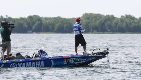 <p>
	Rojas works a point early on Day Two.</p>
