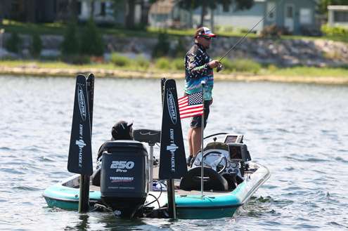 <p>
	Chris Laneâs Power-Poles are augmented with Drift Paddles for the big waters of Lake Michigan.</p>
