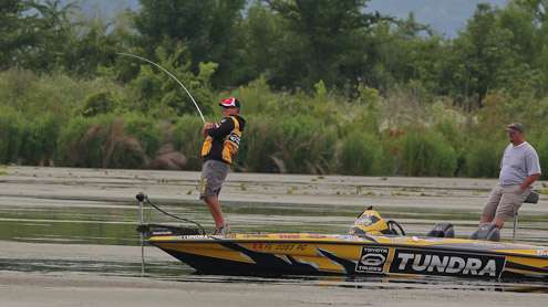 <p>
	Terry Scroggins (9th,43-13) after Day Three sets back on a fish early morning of Day Four.</p>
