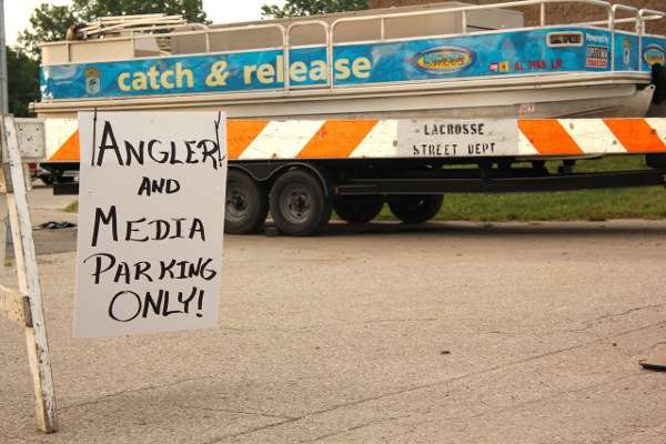 <p>
	Signs and barricades will be valuable for what may very well be a record number of fans attending the Bassmaster Elite Series event in La Crosse.</p>
