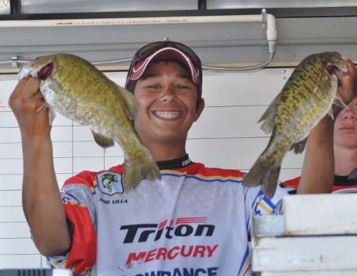 <p>
	Josh Villa of Colorado fished jerkbaits on flats near the marina. He weighed in 5-1.</p>
