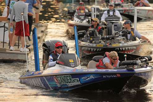 <p> 	Dean Rojas looks to repeat his winning performance on Toledo Bend in 2011.</p> 