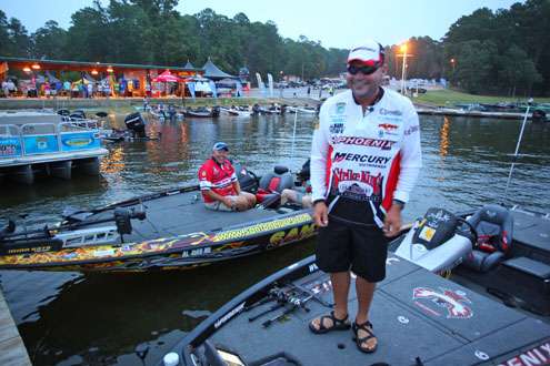 <p> 	Greg Hackney, in sixth with 55-3, and Matt Herren, in fifth with 56-11, enjoy early morning dock talk.</p> 
