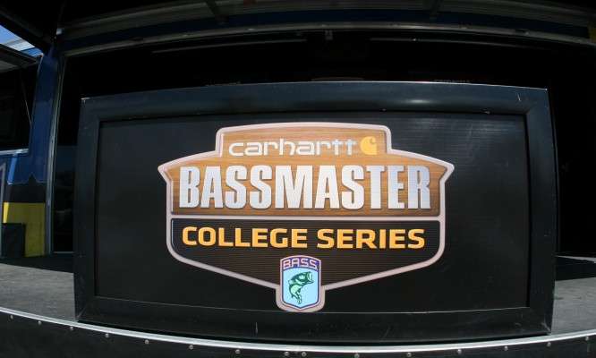 <p>
	Another hot weigh-in for the 2012 Carhartt College Series National Championship. The unofficial temperature was 102 degrees.</p>
