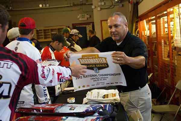 <p>
	Contenders received all kinds of goodies during registration, such as this Carhartt Bassmaster Series College National Championship flag.</p>
