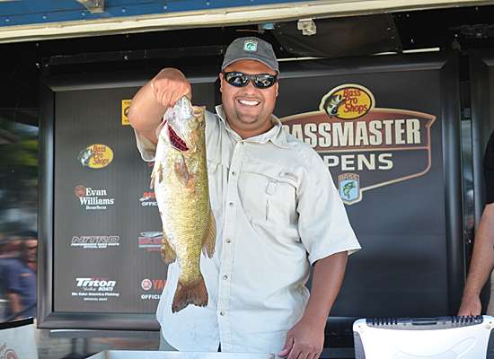 <p>
	George Guerra, co-angler, 66th, 20-04.</span></p>

