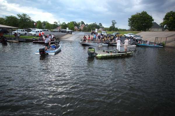 <p>
	Day Three is a very different launch from the dozens of boats in the first two days of competition.</p>
