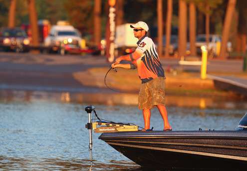 <p>
	Auburnâs Matt Lee started his day of fishing on Beaverfork Lake, near the morning launch area.</p>
