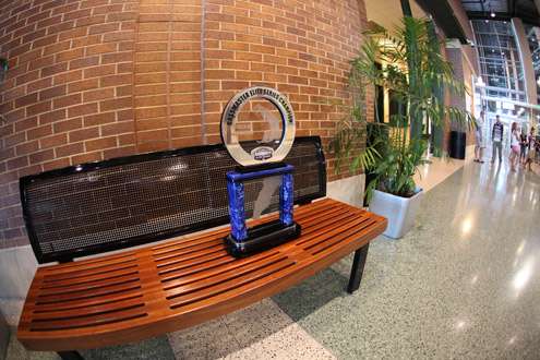<p>
	The Green Bay Challenge trophy visits Lambeau Field on the evening of Day Three as the Elite Series finalists tour Lambeau Field, home of the Green Bay Packers.</p>
