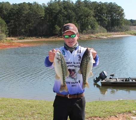 <p>
	Jon Dietsch is representing the Junior Bassmasters program of the Georgia B.A.S.S. Federation Nation quite well in a tournament on Plant Wansley near Carrollton, Ga.</p>
