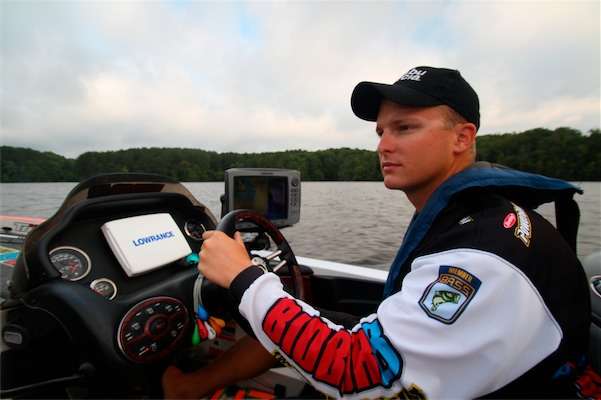 <p>
	<strong>6:54 a.m. </strong>Elite Series pro Bradley Roy, of Kentucky, starts his day on Lake B by running uplake to check out a main lake point.</p>
