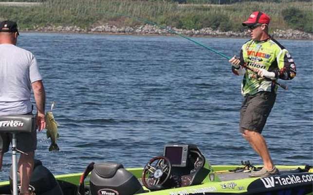 <p>
	 </p>
<p>
	Chapman called the 3-pound largemouth a bonus fish. His total at the moment reached 8 pounds.</p>

