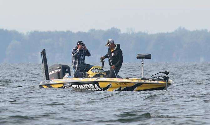 <p>
	 </p>
<p>
	A few minutes later, he boats his first keeper of the day.</p>
