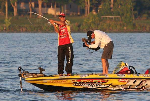 <p>
	We followed Ramada Championship winner Boyd Duckett on his last day on Oneida Lake. </p>
