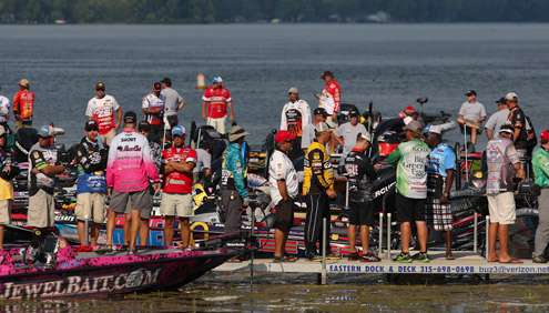 <p>
	The dock becomes a wee bit crowded as flights of anglers come in.</p>
