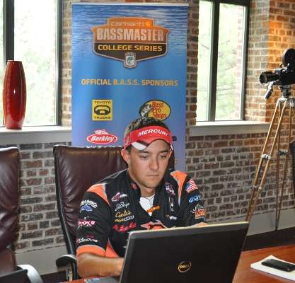 <p>
	Birge contemplates which lures he was using to win the championship so he can answer a Twitter follower.</p>
