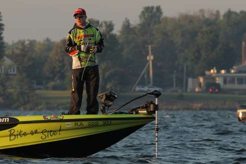 <p>
	Brent Chapman, 2012 Toyota Tundra Bassmaster Angler of the Year, is fishing for the top spot of the Ramada Championship on Oneida Lake. He began the day in sixth place with 43-15.</p>
