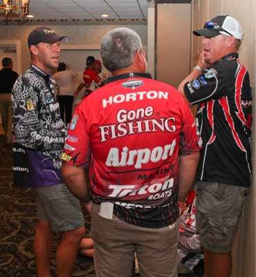 <p>
	The boys and some dock talk. </p>
