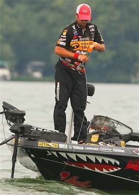 <p>
	Iaconelli was dropping marker buoys to help stay on his fishing spots. </p>
