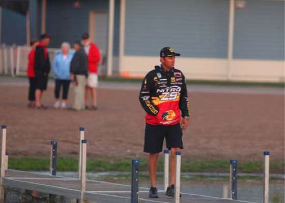 <p>
	Kevin VanDam walks down the pier as he goes into Day Two sitting in 53<sup>rd</sup> and looking to make the top 50 cut for Day Three.</p>
