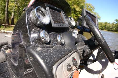 <p>
	Dirty water stains littered Evers console from his muddy ride that morning.</p>
