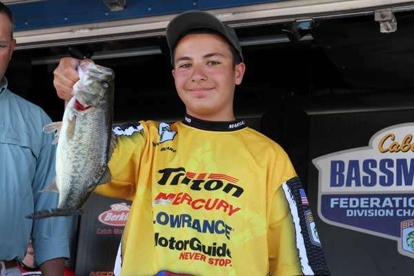 <p>
	 </p>
<p>
	Michael Duarte (Maryland) looks a little disappointed. He shouldnât be. Thatâs a nice fish. There are plenty of bass anglers around whoâd like to catch her.</p>
