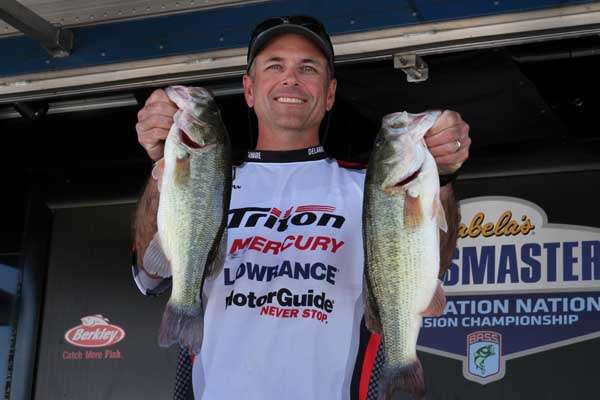 <p>
	Mark Hogan (Delaware) has 10 fish so far, with a total weight of 23 pounds, 11 ounces.</p>
