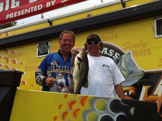 Sealy with Big Bass Splash competitor Kevin Brown.
