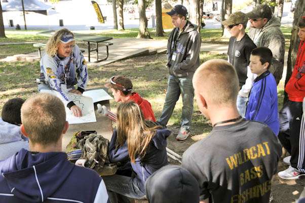 <p>
	Brody Broderick gives a presentation about finding the best places to fish on any lake.</p>
