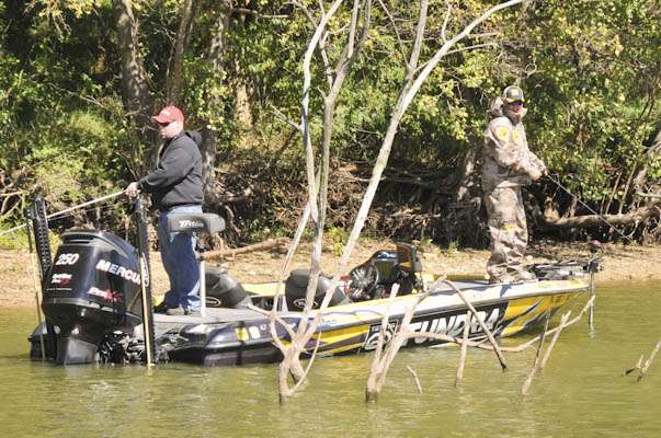 <p>
	James Nelson, a former Army Specialist, was paired with Florida Elite angler Terry Scroggins.</p>
