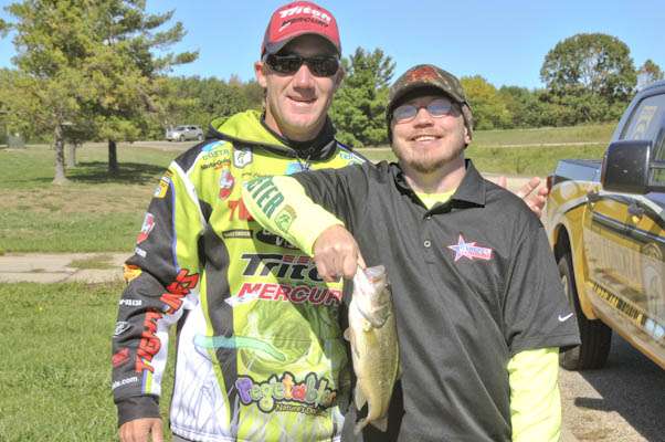 <p>
	2012 Angler of the Year Brent Chapman served as the guide for Staff Sgt. MarkDaniel Brasel.</p>
