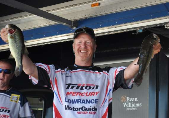 <p>
	Robert Williamson, New Hampshire, 12-3 (third overall)</p>

