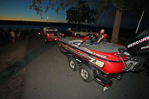 Greg Ryan waits in the queue for his turn to launch at the boat ramp on Oklahomaâs Fort Gibson Lake. 