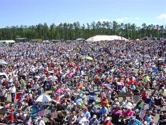 Crowds assemble for Sunday weigh-in at a Big Bass Splash tournament.