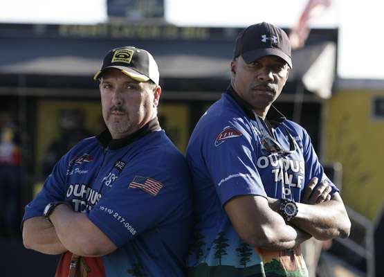 <p>Scott Dupree and Reggie Norflett of North Carolina are among the competitors in todayâs tournament. âWe have so much fun together,â said Dupree, âthat we figured weâd come out here and fish this.â</p>
