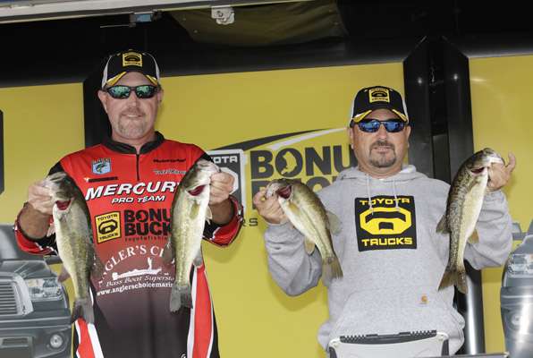 <p> </p>
<p>Todd Massey, left, and Lee Williams, both of North Carolina, caught 10-7 for a fourth-place finish.</p>
