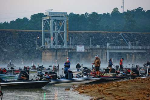 <p>The morning launch and weigh-in are located near the Lewis Smith Lake Dam.</p> 