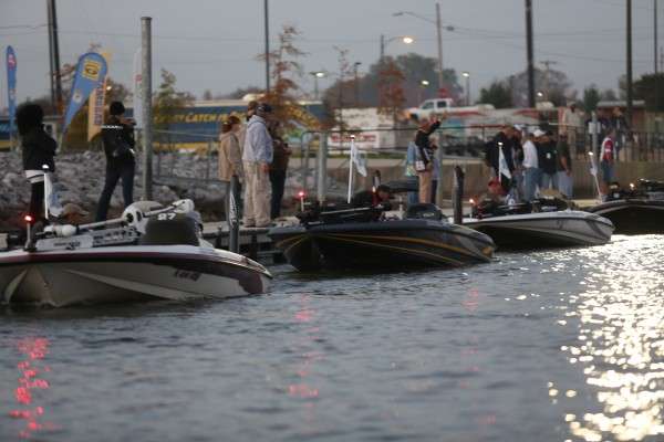 <p>Anglers line up for a final check-in before heading out on the water.</p>
