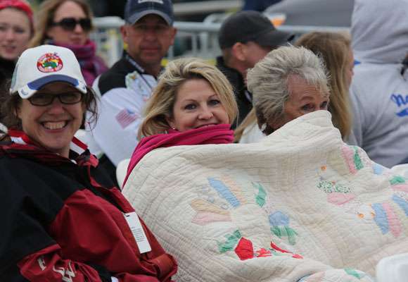 <p>Friends and family bundled up for the final weigh-in today at the 2012 Cabela's Bassmaster Federation Nation Championship on Alabamaâs Wheeler Lake in Decatur.</p>
