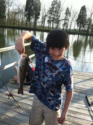 <p>
	This young bass fisherman is just one of Mike Foresterâs 12 grandchildren. Forester must be teaching them all to fish: âI can put pics up all day,â he said proudly.</p>
