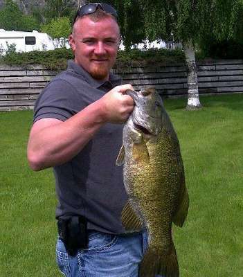<p>
	"Playing hooky paid off on this day," said Robert Kaiser. He said this smallmouth was his personal best. "I'm gonna work on that ASAP," he added.</p>
