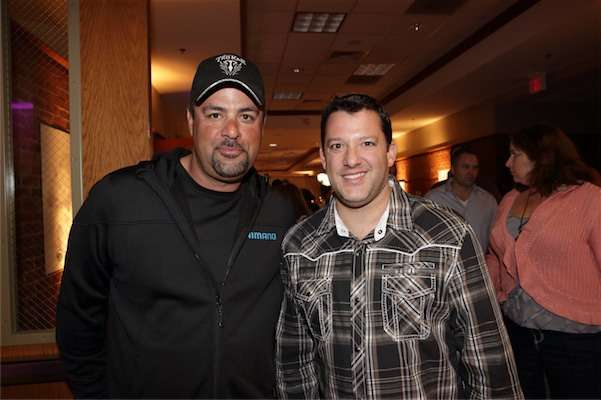 <p>Outdoor Channel host Mark Zona and NASCAR champion Tony Stewart were in attendance.</p>
