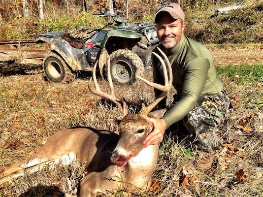 <p>Bassmaster Magazine Editor James Hall shot this 8-pointer while hunting in Kentucky with<br />
	Bassmaster Magazine senior writer Wade Bourne.</p>
