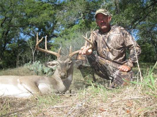 <p>Whitetail Diaries posted this photo of Jeff Kriet with an archery buck.</p>

