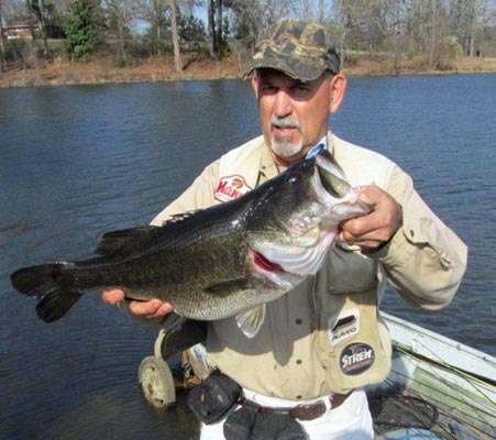 <p><strong>Ed Roberts</strong><br />
	10 pounds, 9 ounces<br />
	Johnston Pond, S.C.<br />
	1/2 oz. black double bladed buzzbait<br />
	 </p>
