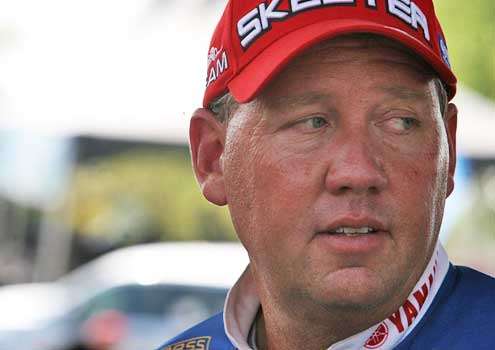 <p> </p>
<p>Alton Jones (49)</p>
<p>Lorena, Texas</p>
<p>Elite Bassing Average: 4.7380</p>
<p>Elite pro since 2006</p>
<p>Since winning the Bassmaster Classic in 2008, Jones has been gunning for the Angler of the Year, and has come close several times, including top nine finishes in 2008, 2009 and 2011.</p>
