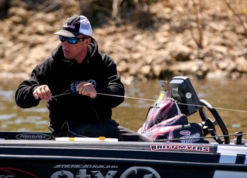 <p> </p>
<p>Britt Myers (38)</p>
<p>Lake Wylie, S.C.</p>
<p>Elite Bassing Average: 4.4500</p>
<p>Elite pro since 2006</p>
<p>Back-to-back second place finishes on Bull Shoals and Douglas lakes highlighted Myers' 2012 season. He fell just short of qualifying for his first Bassmaster Classic after missing critical cuts in the last three tournaments.</p>
