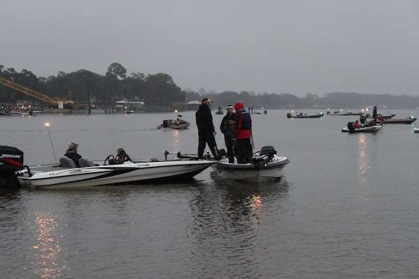 <p>Anglers talk over the day to come on Harris Chain of Lakes for Day One of the 2013 Carhartt College Series Southern Regional.</p>
