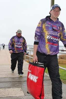 <p> </p>
<p>Bethel University anglers make their way to the stage. </p>
