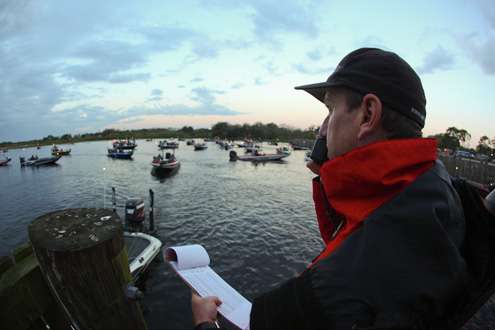 <p>Senior B.A.S.S. Tournament Manager Chris Bowes orchestrates the morning launch process. </p>
